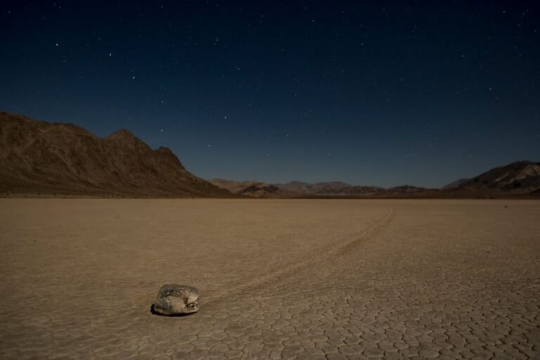 California's Cosmic Secrets: Ancient Mysteries, Stargazing, and Unexplained Wonders