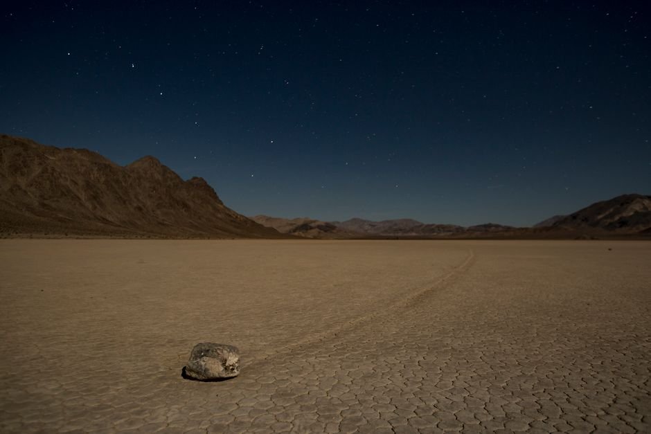 California's Cosmic Secrets: Ancient Mysteries, Stargazing, and Unexplained Wonders