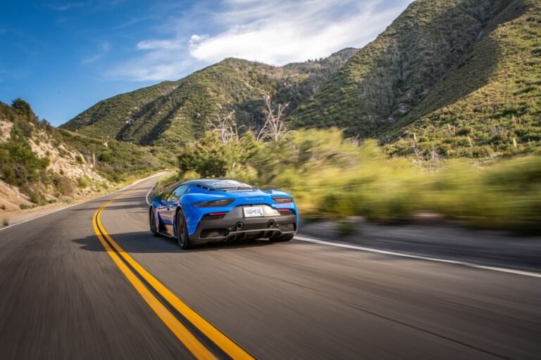 Ultimate California Luxury Driving Experiences: Supercar-Inspired Road Trips